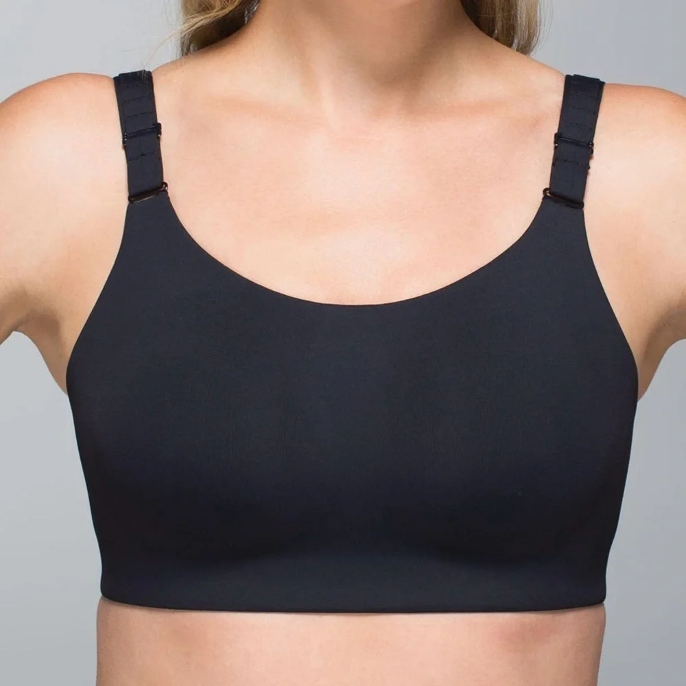 Lululemon Booby Bracer Bra in Black size 38 DD